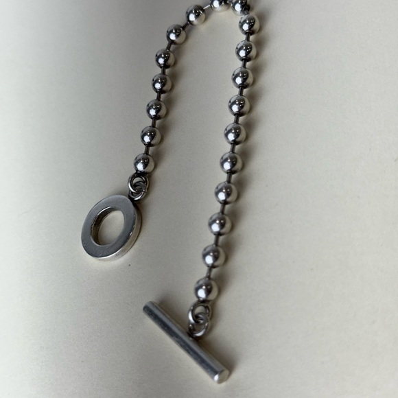 Gucci A U T H E N T I C Ball Link Bracelet. .925 Silver. Toggle closure - Picture 6 of 13